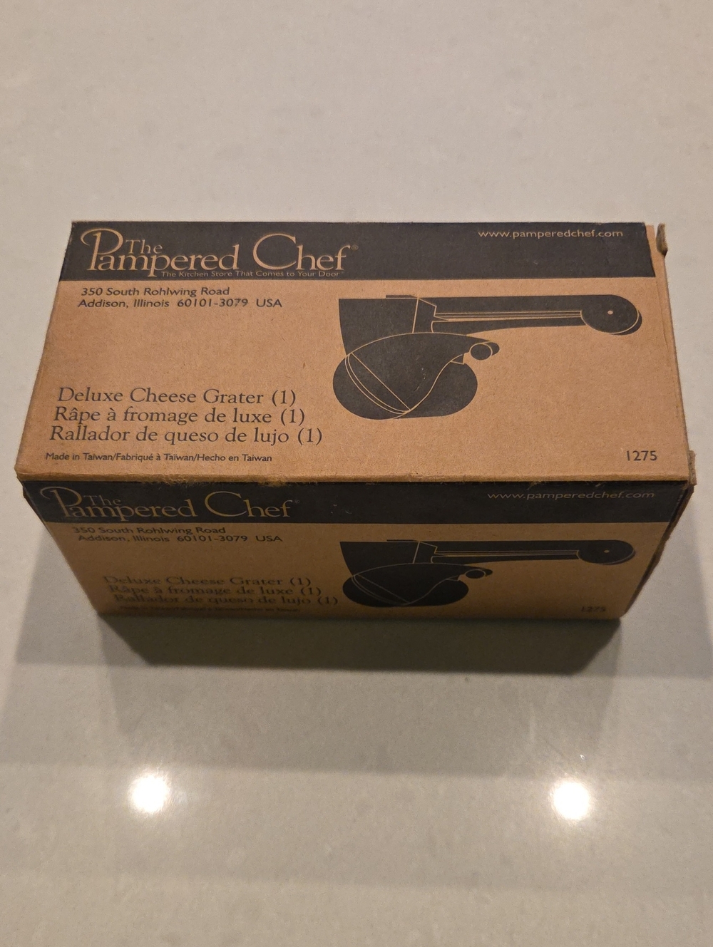 The Pampered Chef Deluxe Cheese Grater Box - Brown and Black
